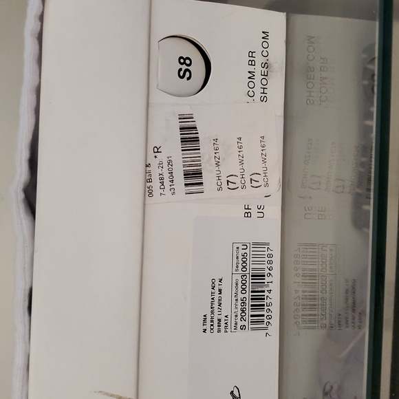 SCHUTZ women’s Metallic Silver Strappy shoe Size 7 With A 4" Heel new in box - Picture 8 of 8